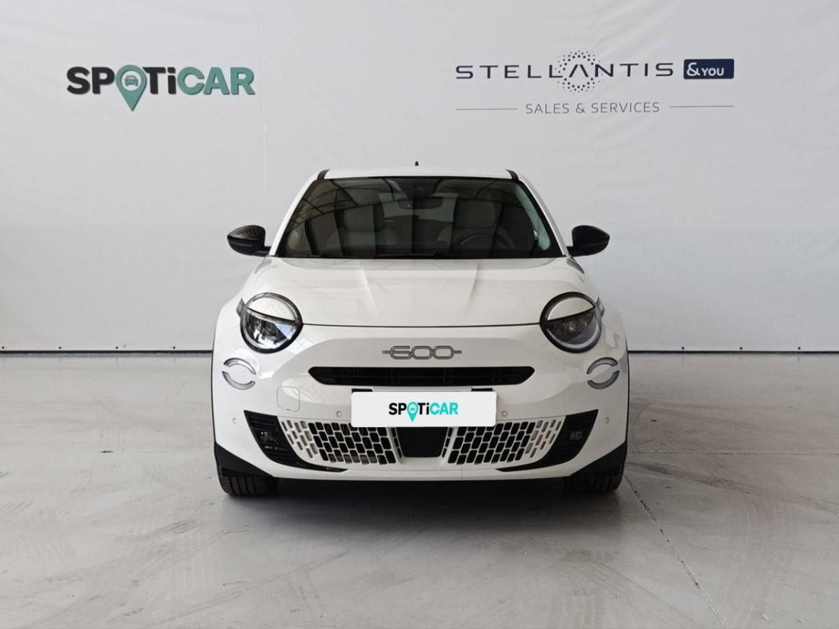 fiat-600-2024-hibrido-a-gasolina-1199cc