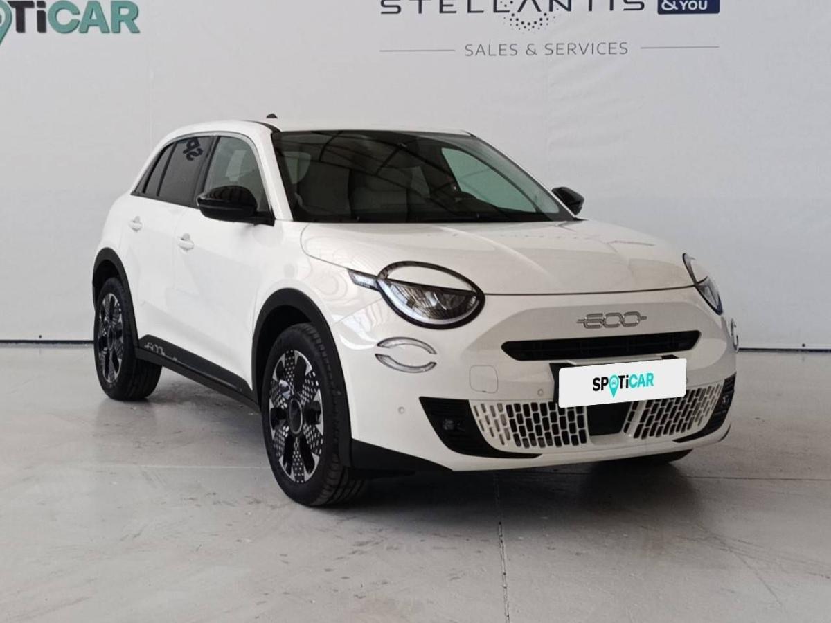 fiat-600-2024-hibrido-a-gasolina-1199cc