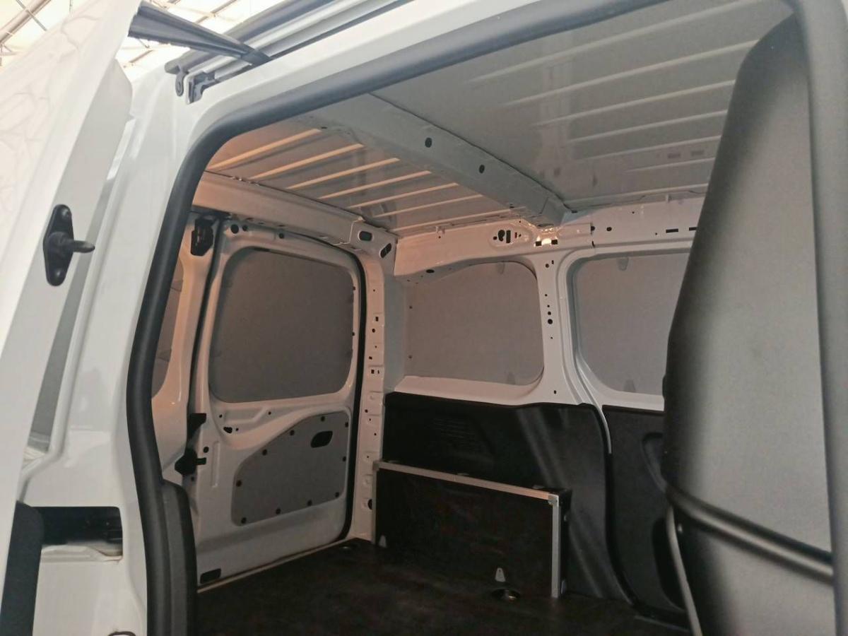 fiat-doblo-2025-diesel-1499cc