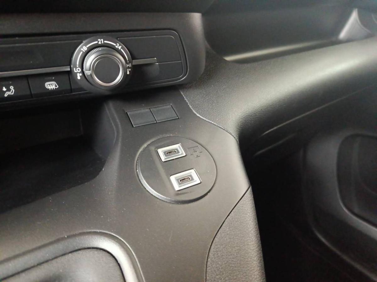fiat-doblo-2025-diesel-1499cc