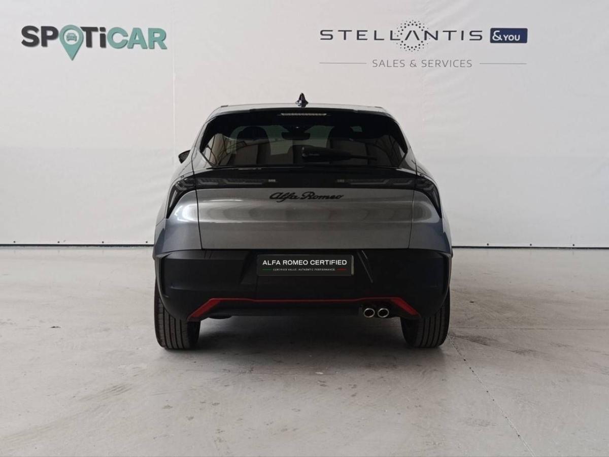 alfa-romeo-junior-2025-hibrido-a-gasolina-1199cc
