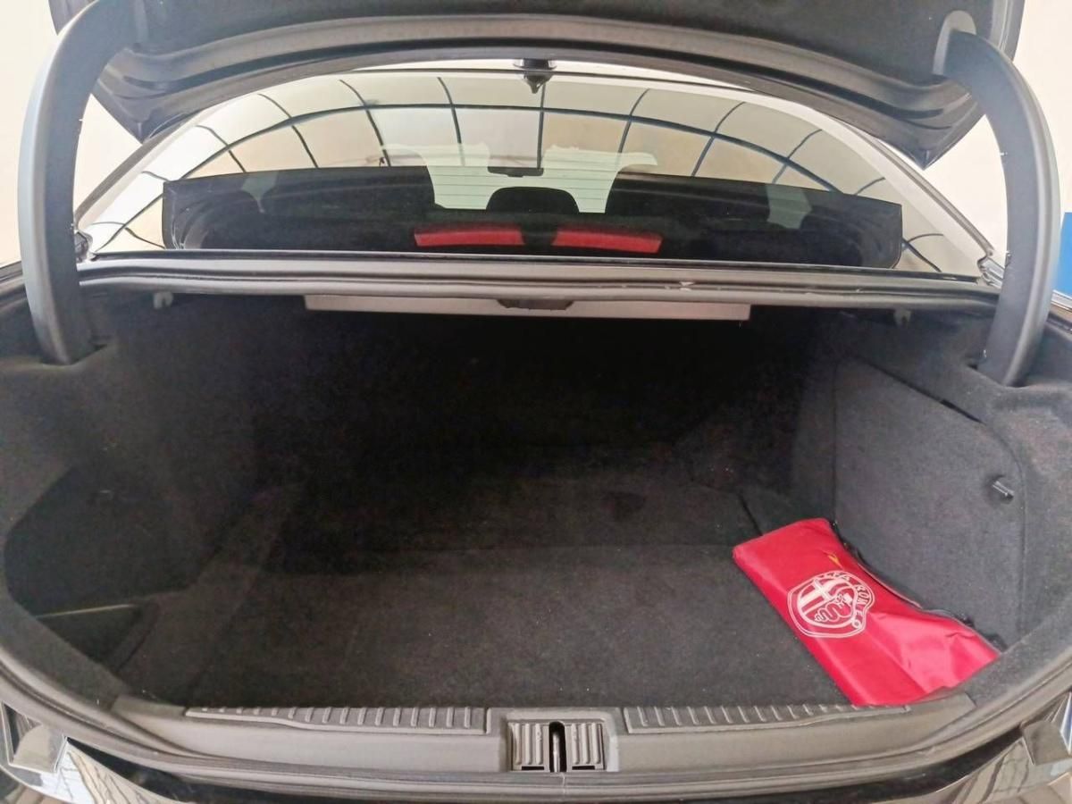 alfa-romeo-giulia-2022-diesel-2143cc