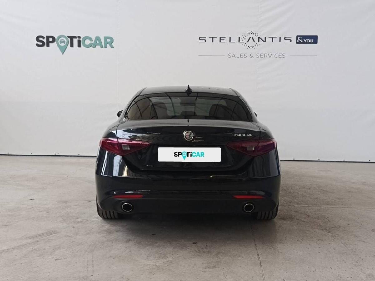alfa-romeo-giulia-2022-diesel-2143cc