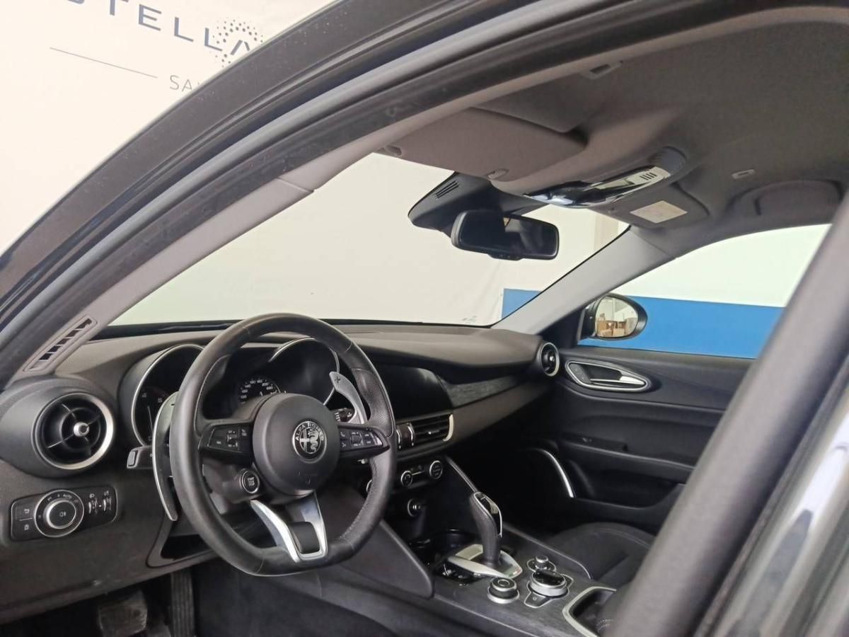 alfa-romeo-giulia-2022-diesel-2143cc
