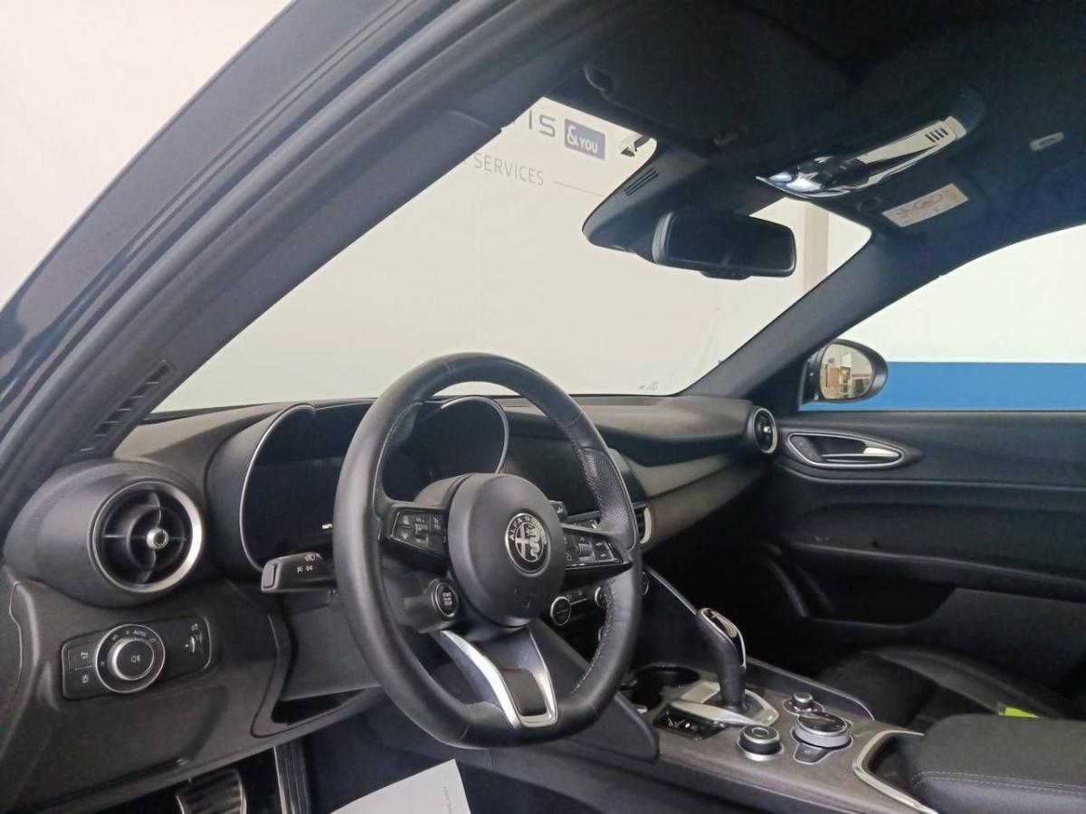 alfa-romeo-giulia-2024-gasolina-1995cc