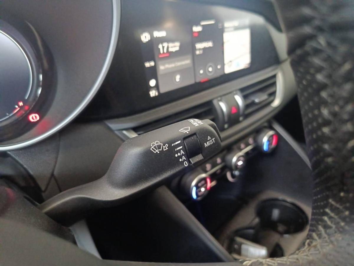 alfa-romeo-giulia-2024-gasolina-1995cc