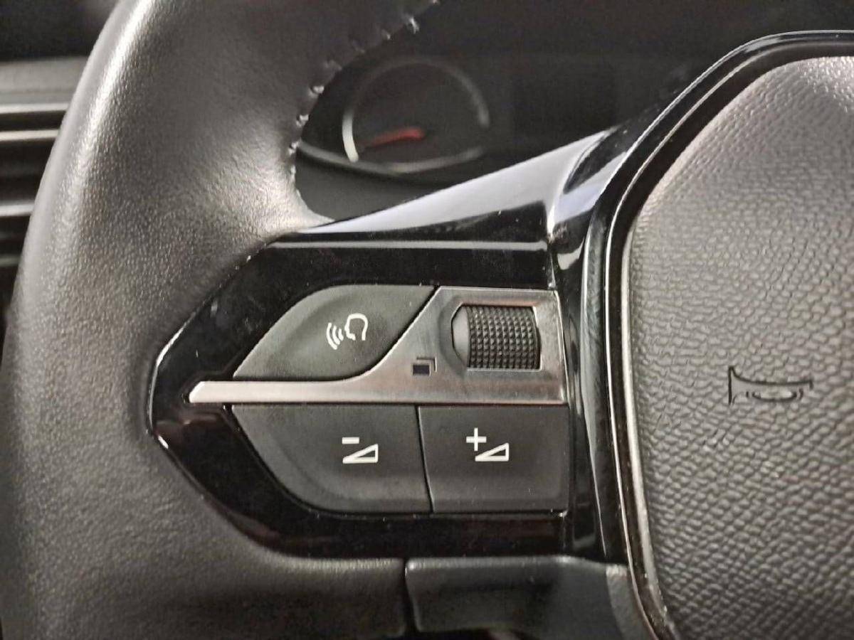 peugeot-2008-2025-gasolina-1199cc