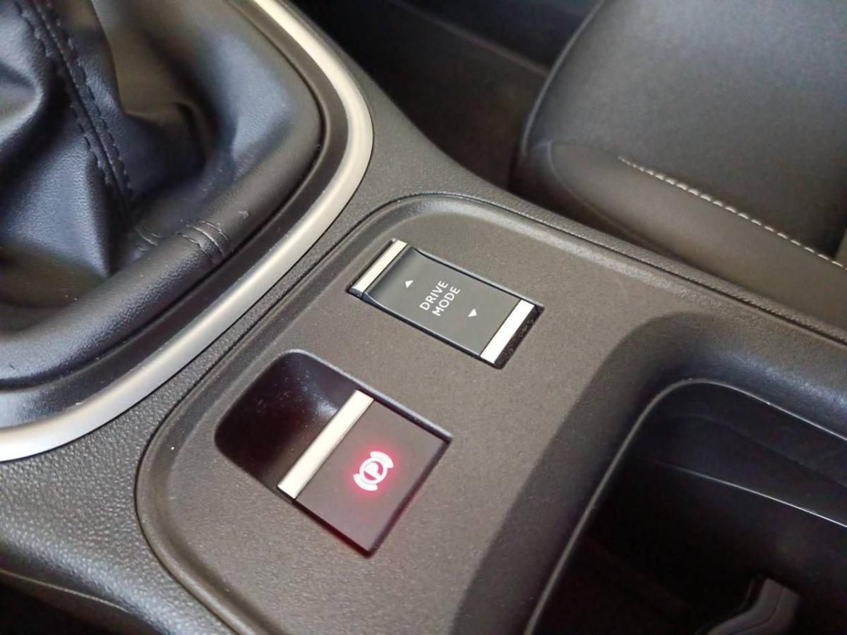 jeep-avenger-2025-gasolina-1199cc