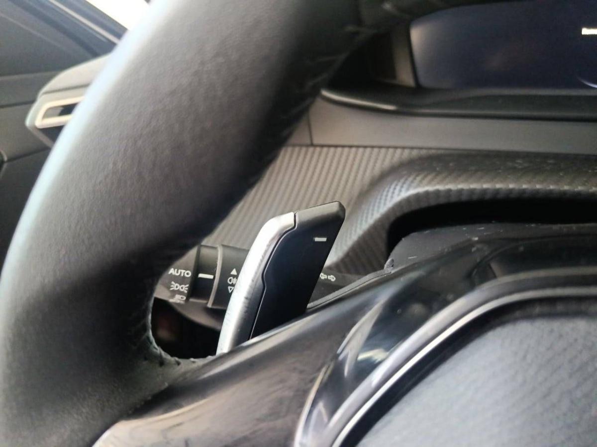 peugeot-208-2025-gasolina-1199cc