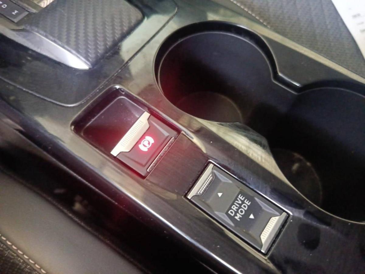 peugeot-208-2025-gasolina-1199cc