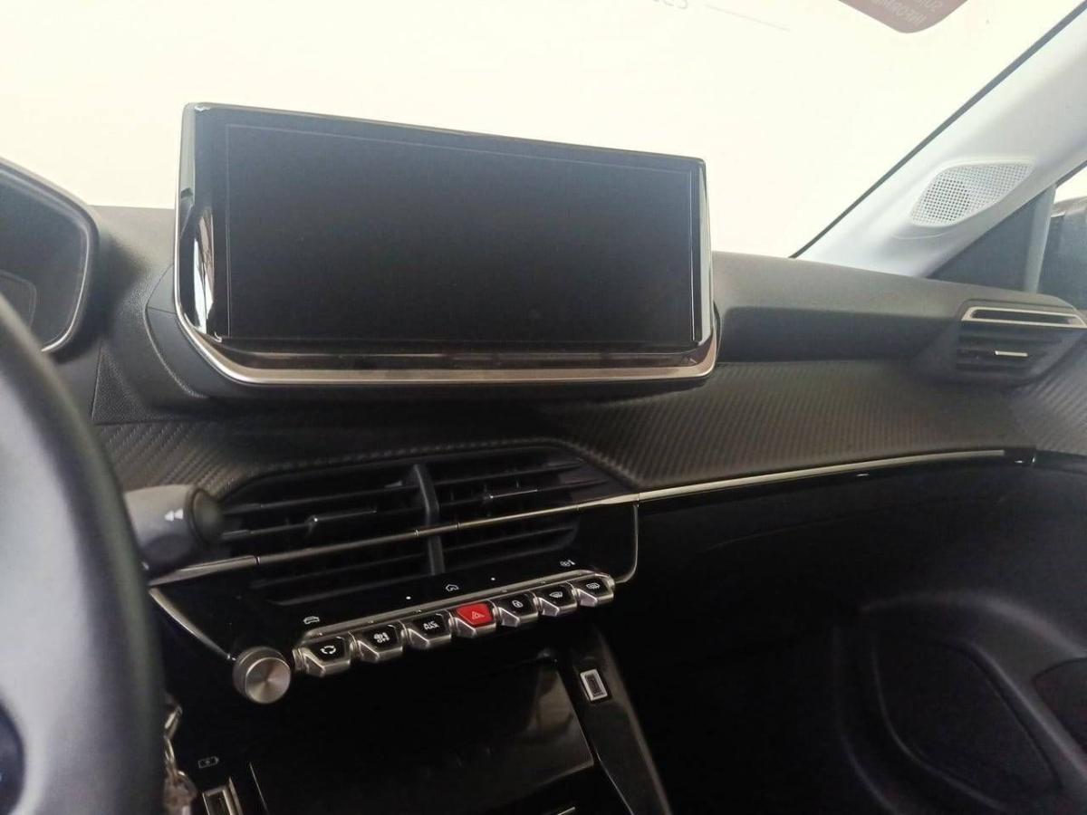 peugeot-208-2025-gasolina-1199cc