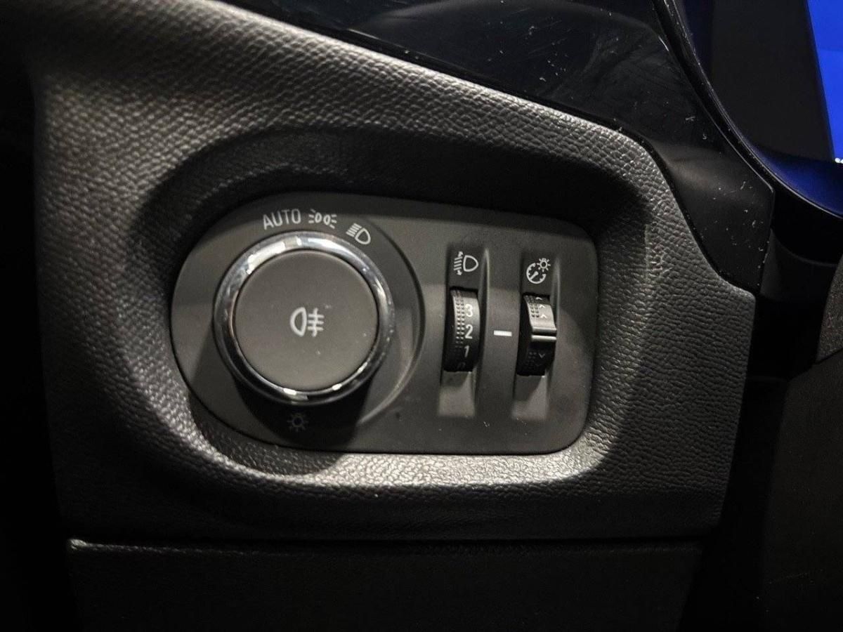 opel-corsa-2025-gasolina-1199cc