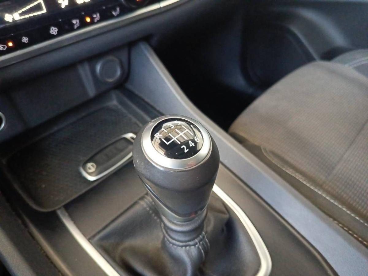 nissan-qashqai-2023-hibrido-a-gasolina-1332cc