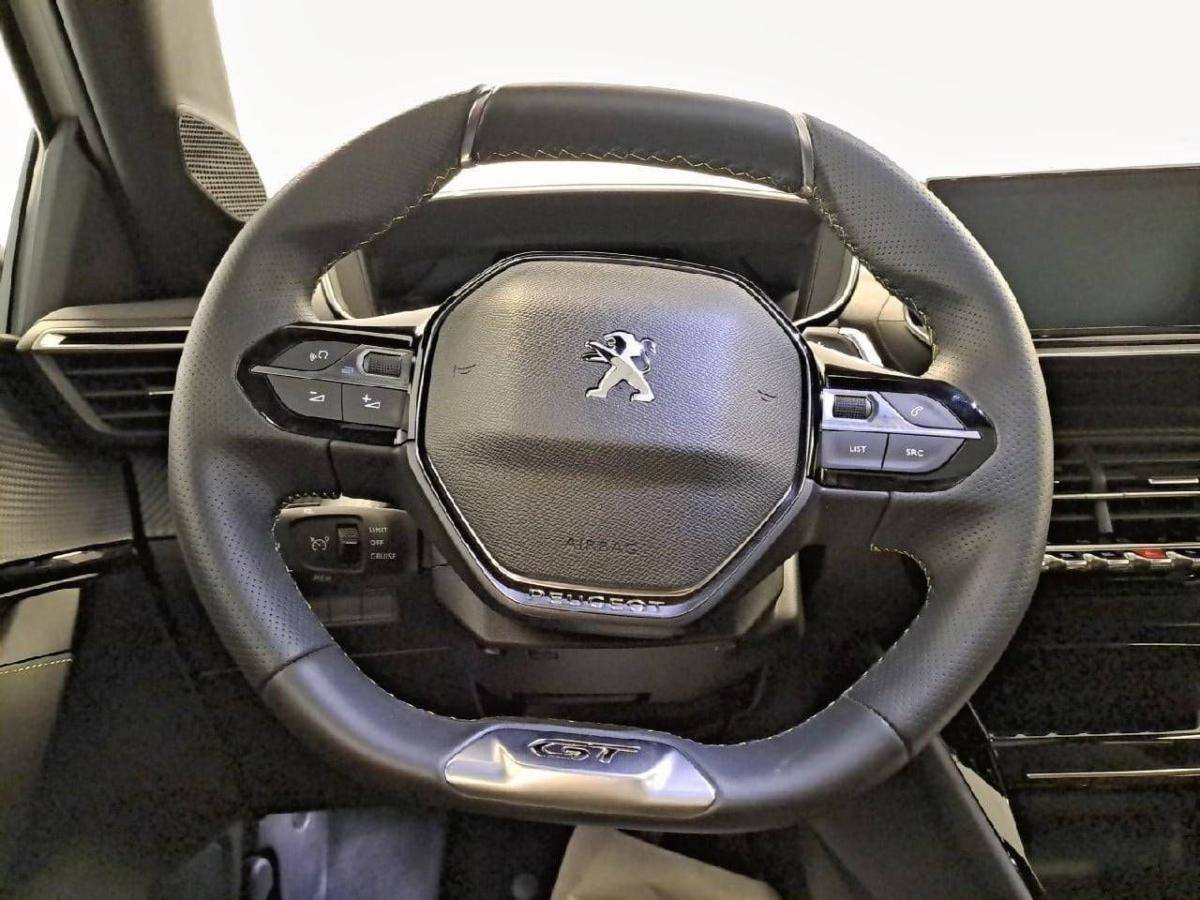 peugeot-208-2023-gasolina-1199cc