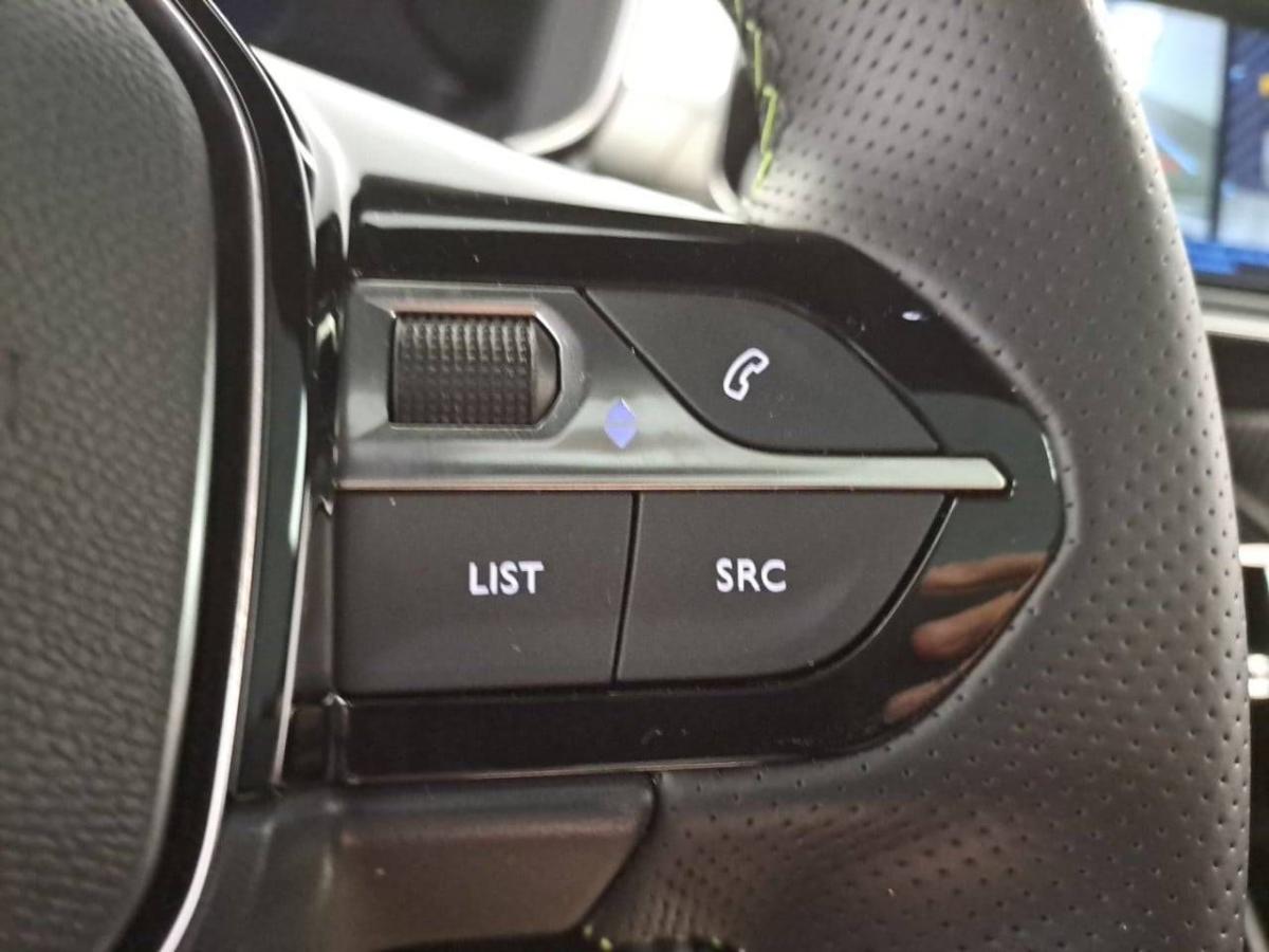 peugeot-208-2023-gasolina-1199cc