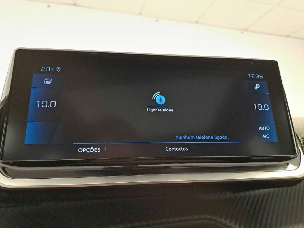 peugeot-208-2023-gasolina-1199cc