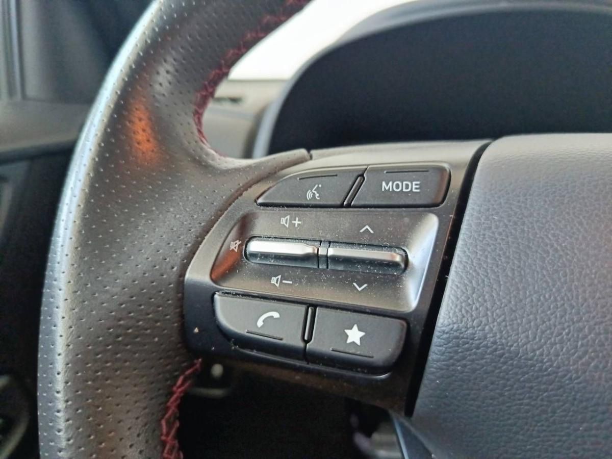 hyundai-kauai-2023-gasolina-998cc