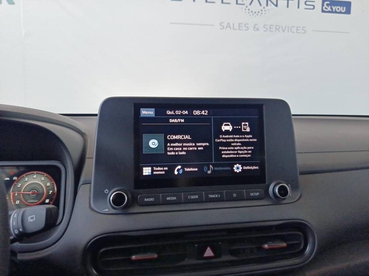 hyundai-kauai-2023-gasolina-998cc