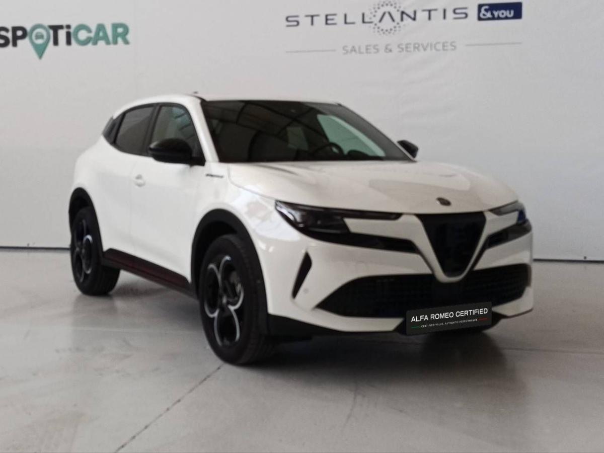 alfa-romeo-junior-2025-hibrido-a-gasolina-1199cc