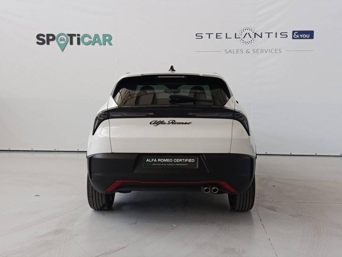 alfa-romeo-junior-2025-hibrido-a-gasolina-1199cc