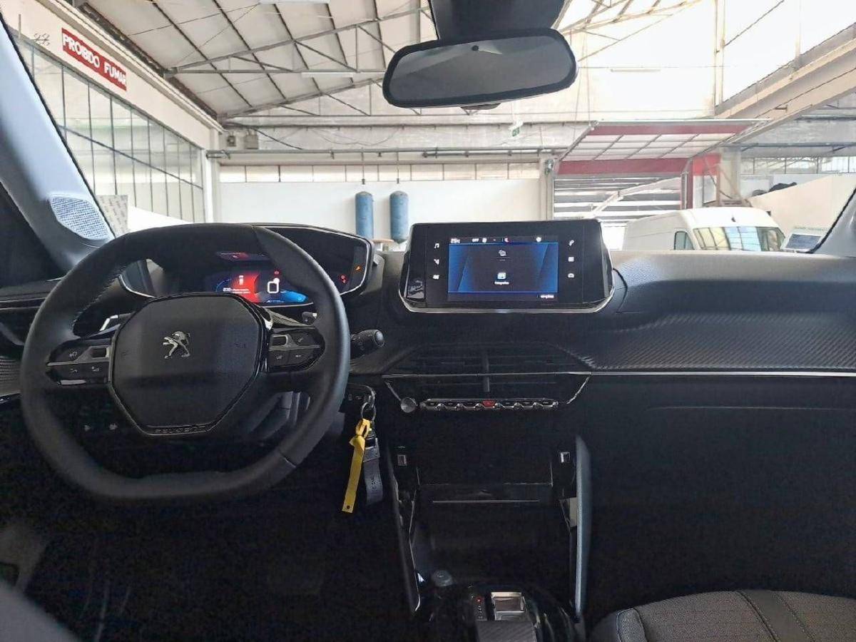 peugeot-208-2023-gasolina-1199cc