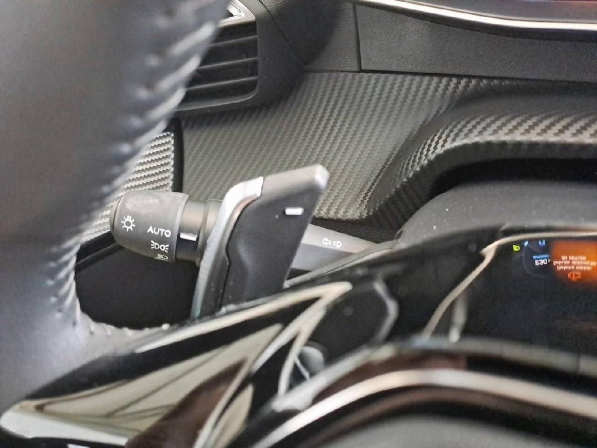 peugeot-208-2023-gasolina-1199cc