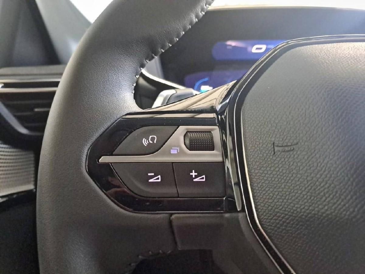 peugeot-208-2023-gasolina-1199cc