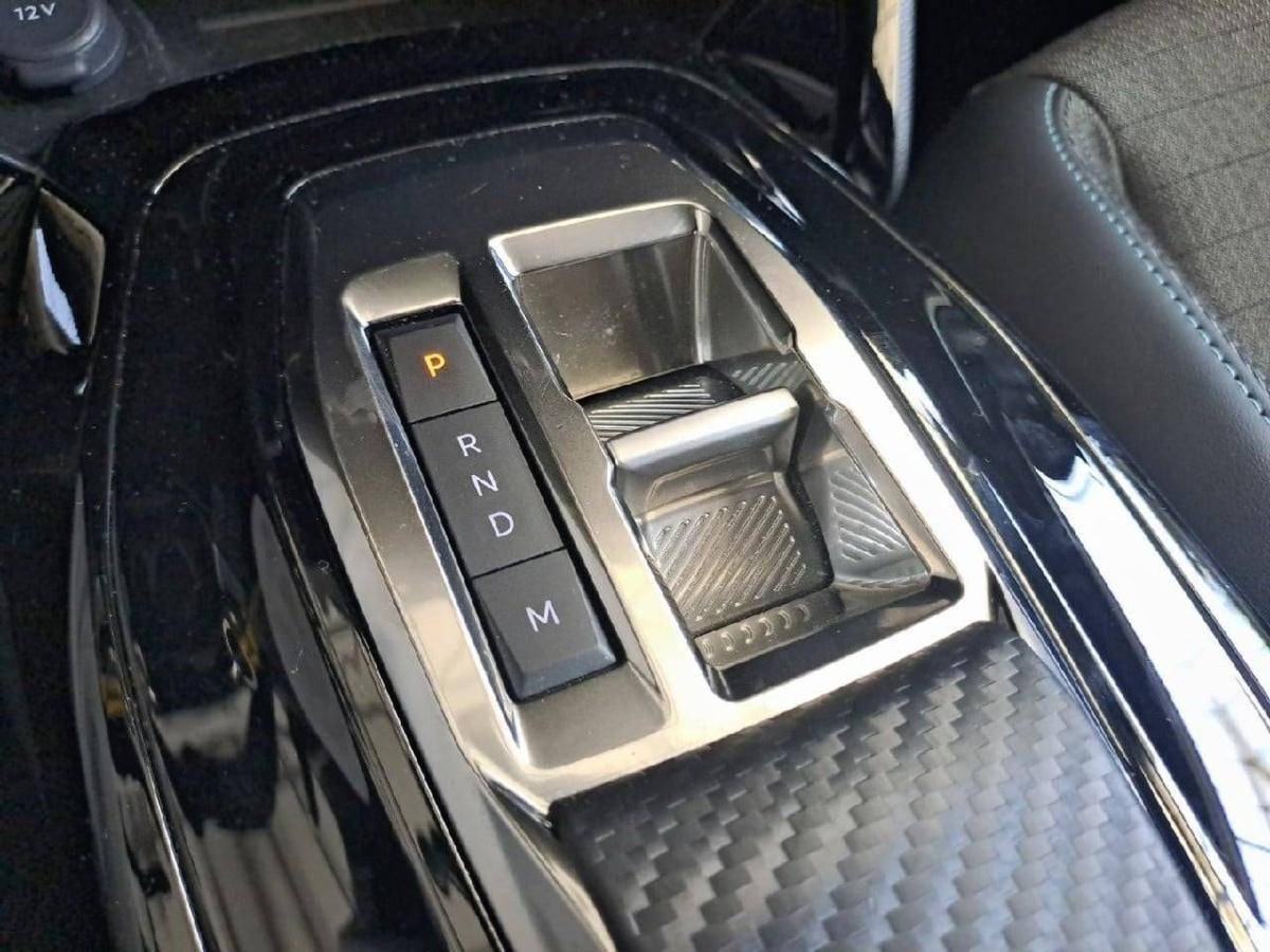 peugeot-208-2023-gasolina-1199cc