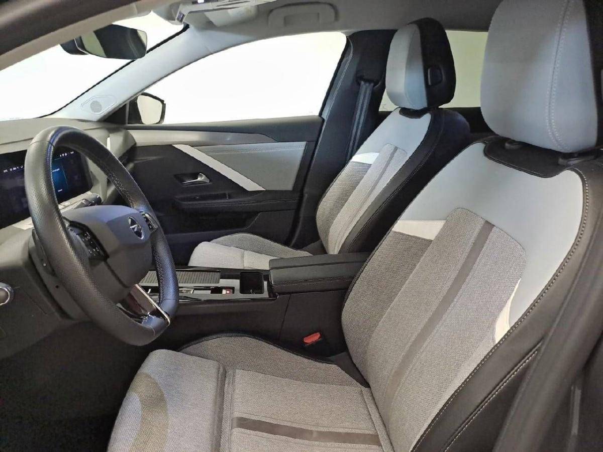 opel-astra-2023-diesel-1499cc