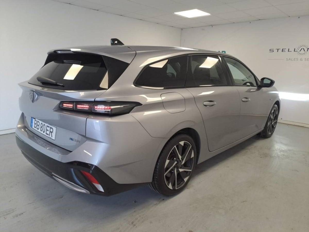 peugeot-308-2023-hibrido-1598cc