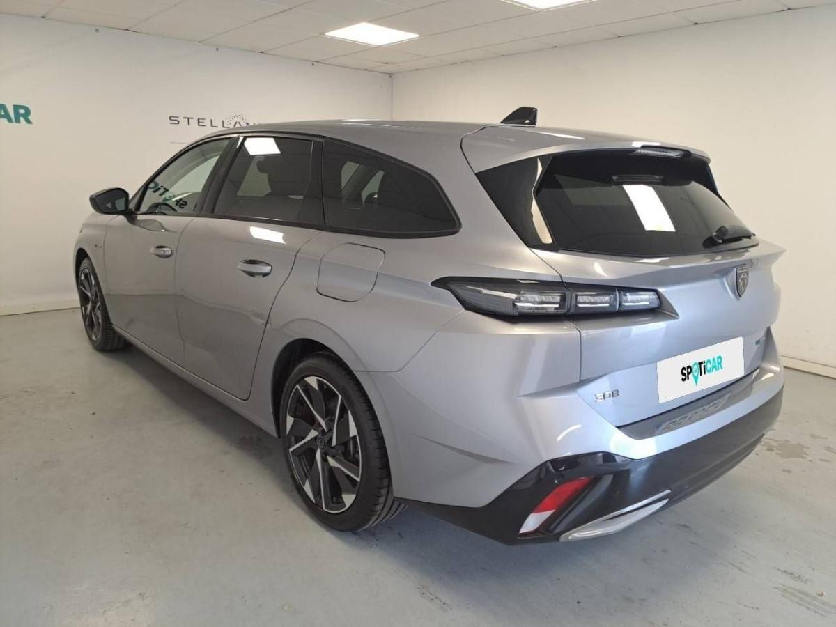 peugeot-308-2023-hibrido-1598cc