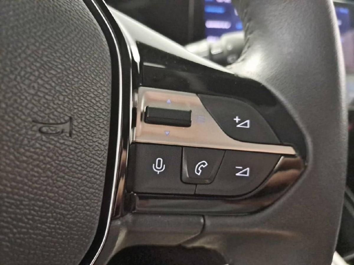 peugeot-308-2023-hibrido-1598cc