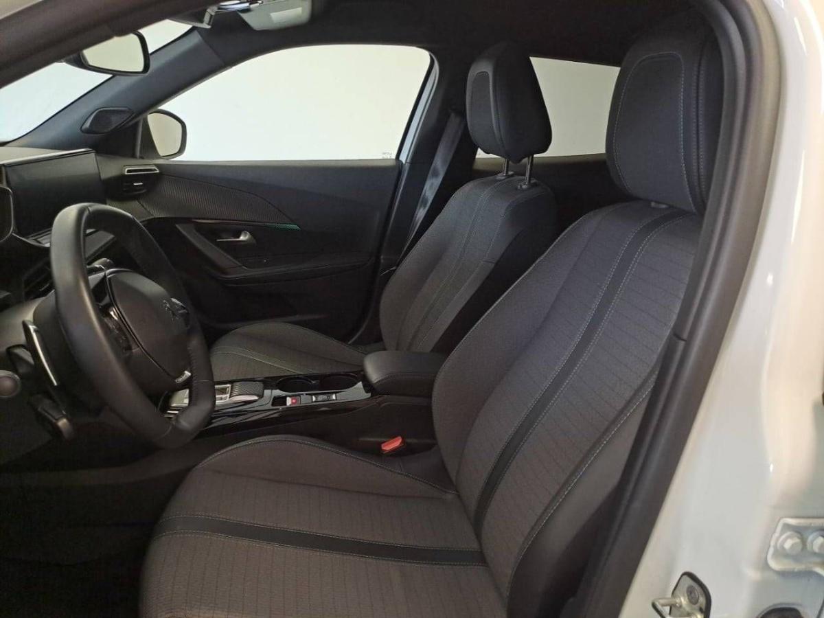 peugeot-2008-2022-gasolina-1199cc