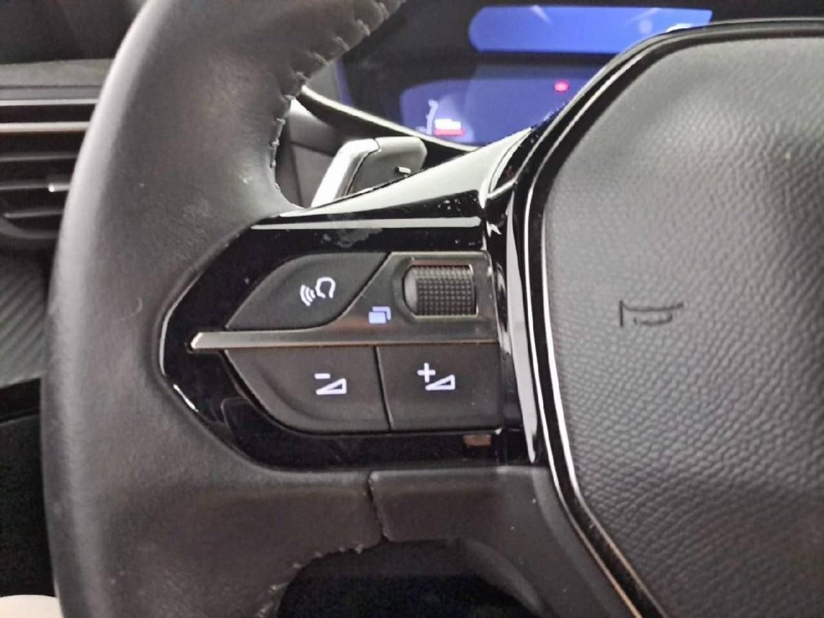 peugeot-2008-2022-gasolina-1199cc