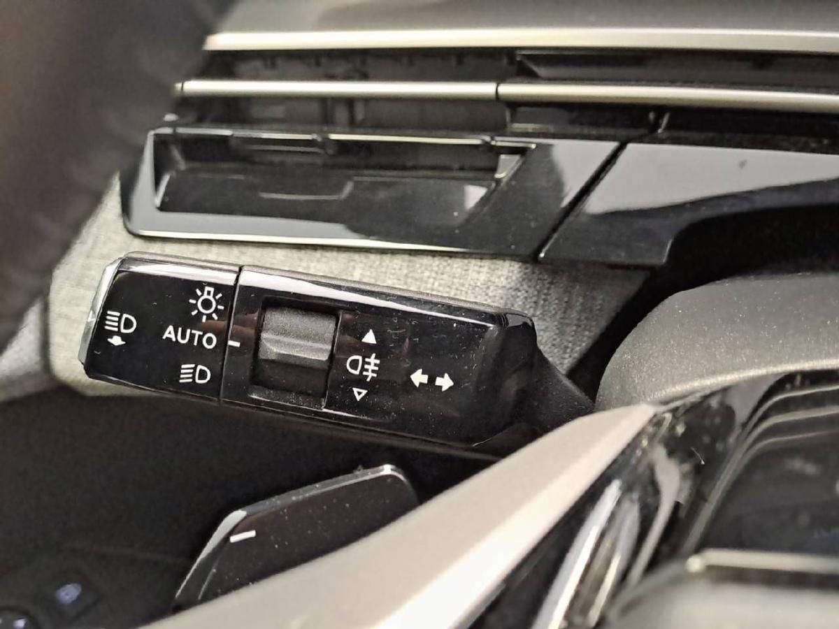 peugeot-5008-2025-gasolina-1199cc