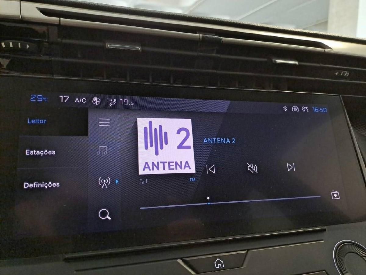 peugeot-308-2022-gasolina-1199cc