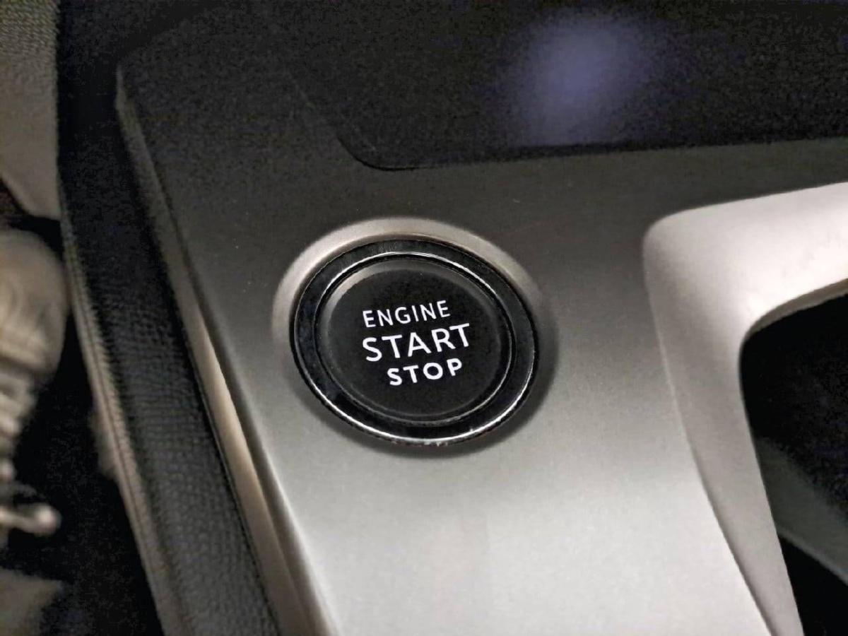 peugeot-308-2022-gasolina-1199cc