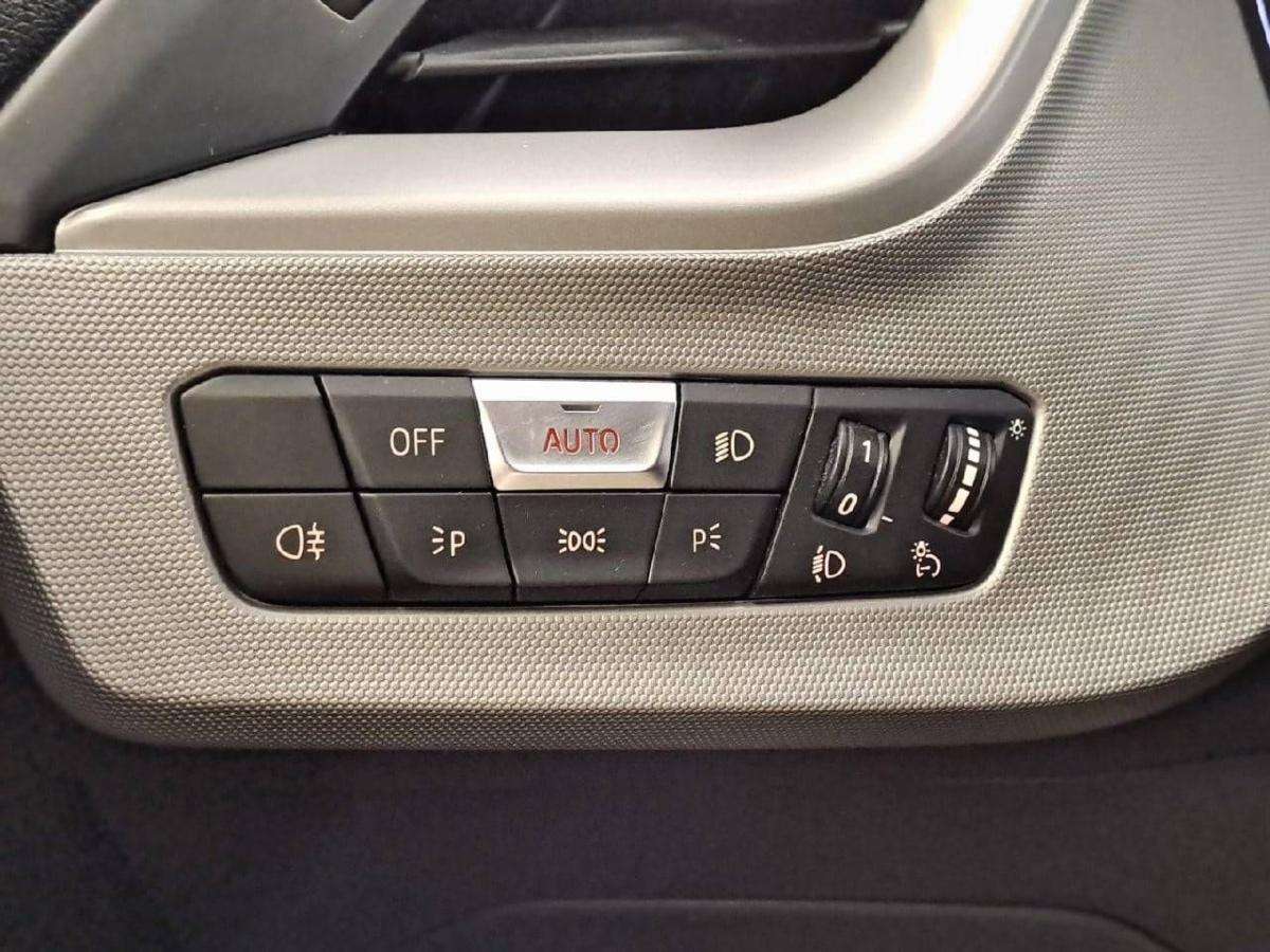 bmw-serie-1-2021-diesel-1496cc