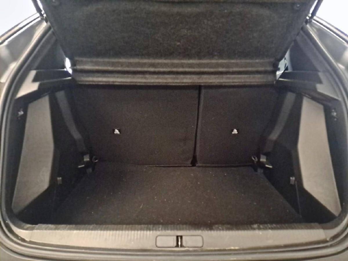 peugeot-2008-2022-diesel-1499cc