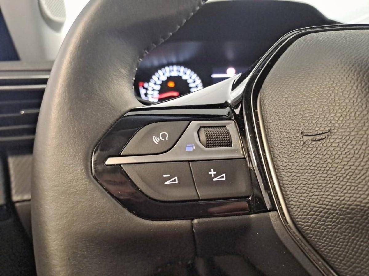 peugeot-2008-2022-diesel-1499cc