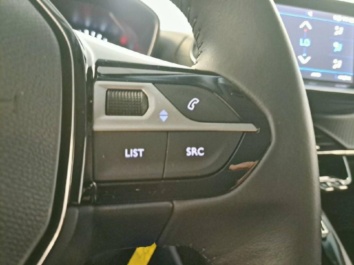 peugeot-2008-2022-diesel-1499cc