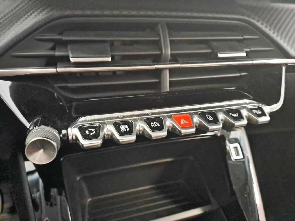 peugeot-2008-2022-diesel-1499cc