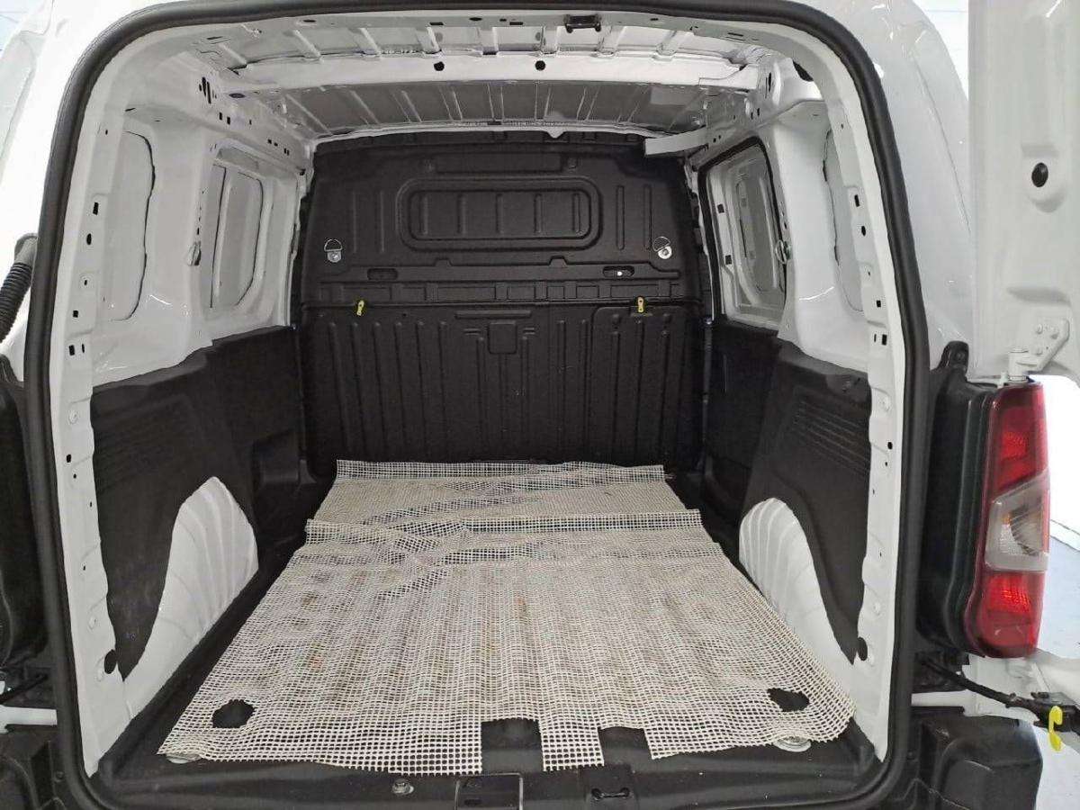 citroen-berlingo-2023-diesel-1499cc