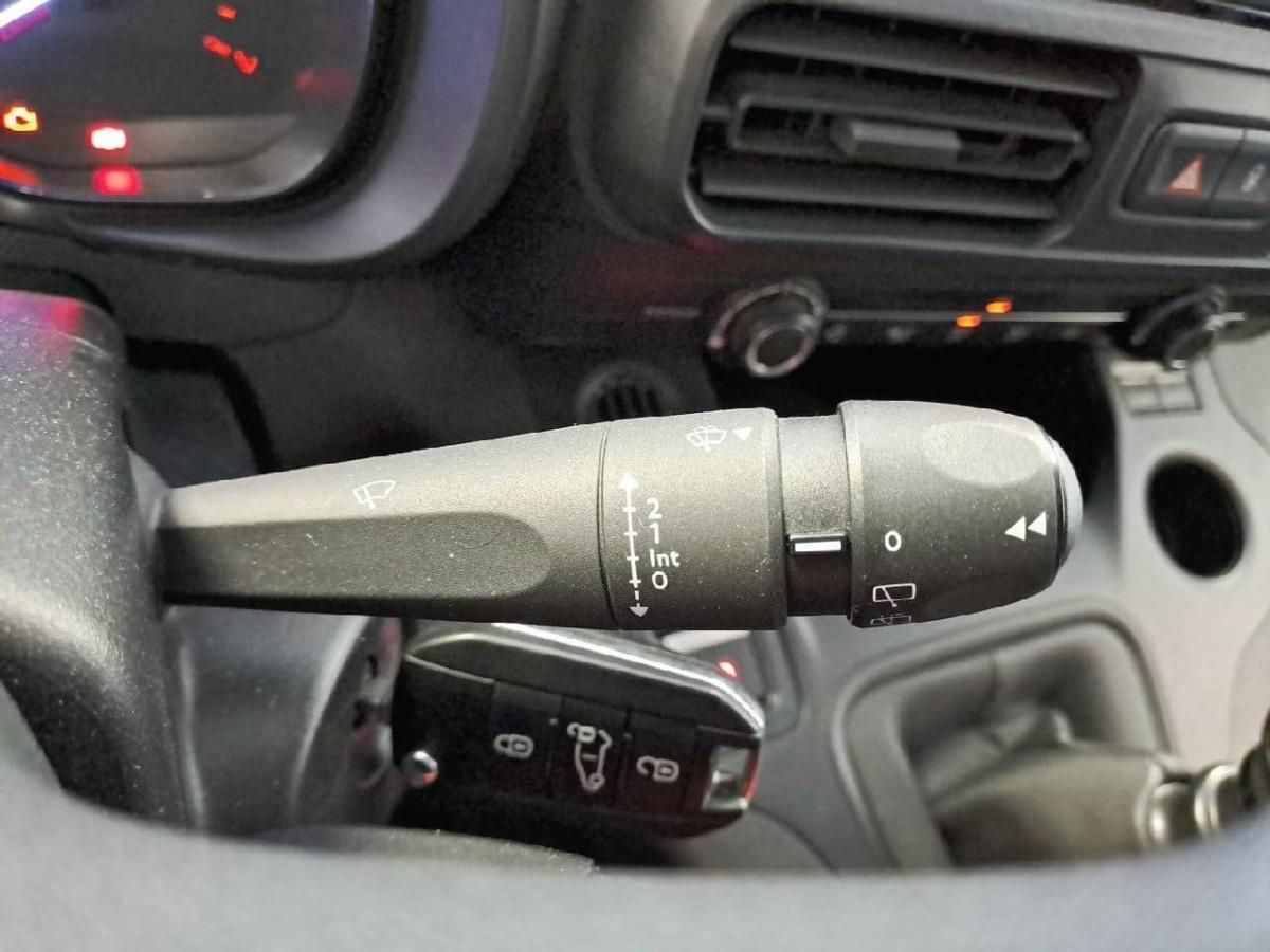 citroen-berlingo-2023-diesel-1499cc