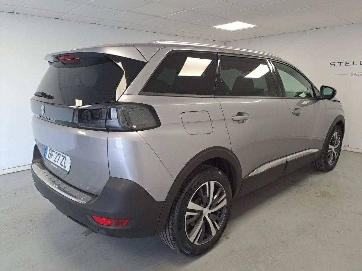 peugeot-5008-2023-diesel-1499cc