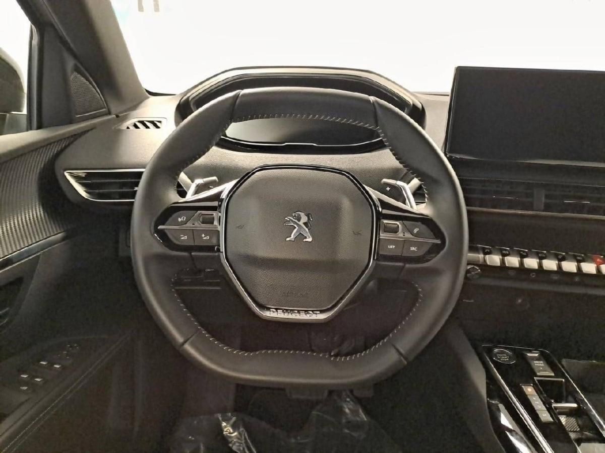 peugeot-5008-2023-diesel-1499cc