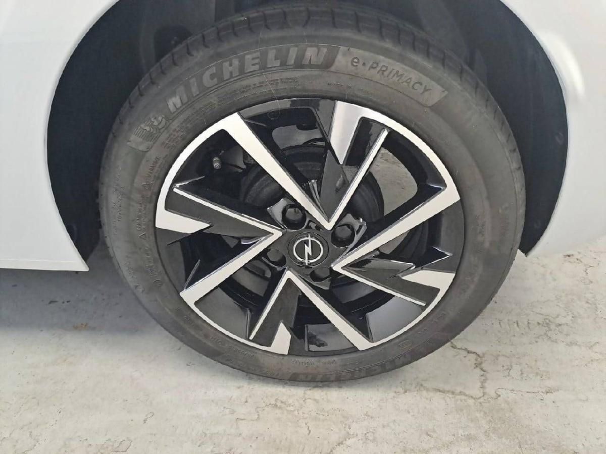 opel-corsa-2025-gasolina-1199cc