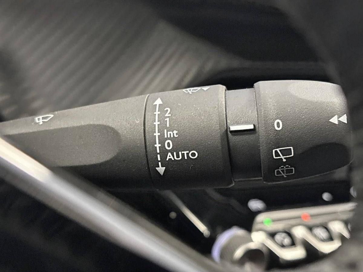 peugeot-2008-2025-gasolina-1199cc