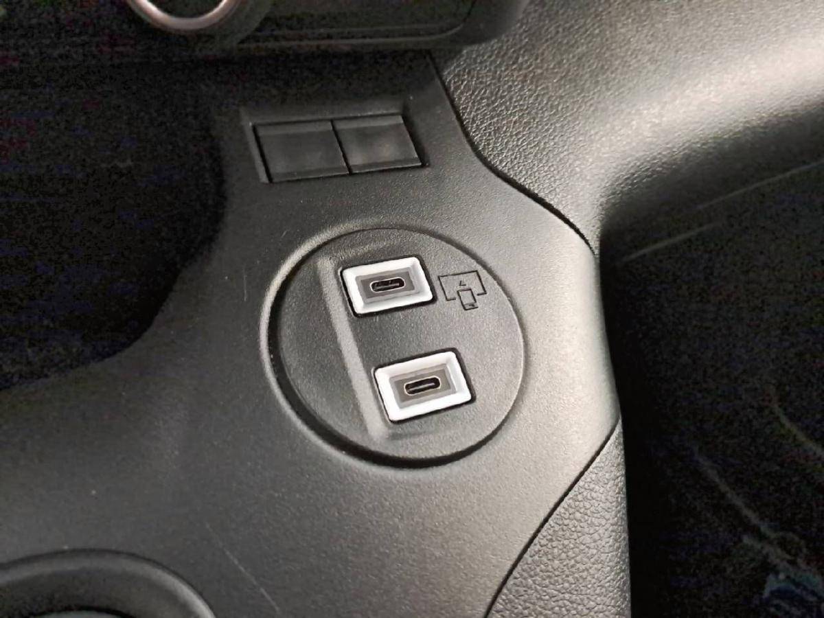 peugeot-partner-2025-diesel-1499cc