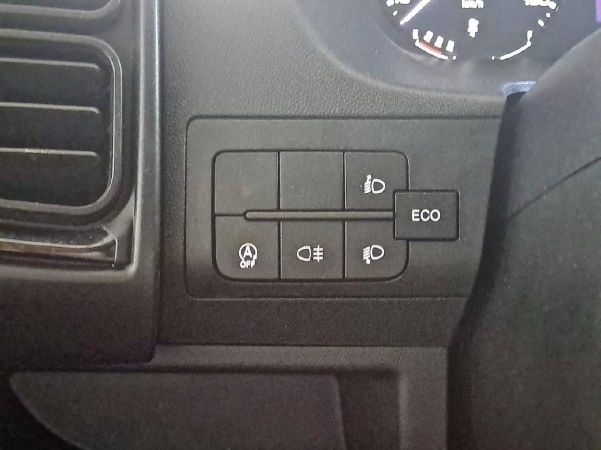 peugeot-boxer-2025-diesel-2184cc